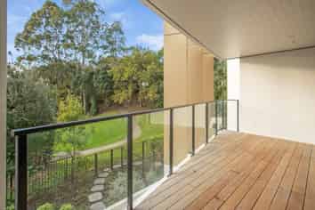 104/8 Kingsland Terrace, Kingsland