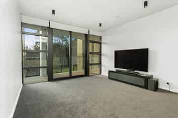 104/8 Kingsland Terrace, Kingsland