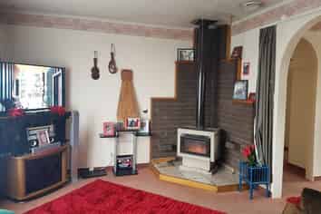 27 Christian Street, Dannevirke