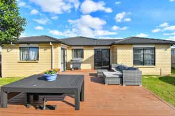 32a Gloucester Road, Manurewa