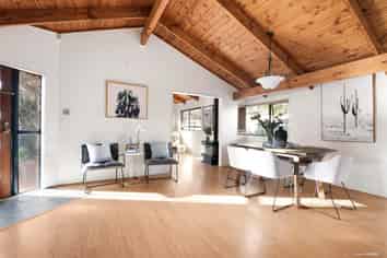 1/138 East Coast Road, Forrest Hill