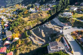 The Duplex/108 Wynyard Cr, Fernhill/Sunshine Bay