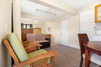 2/51 Fruitvale Road, New Lynn