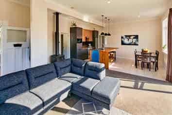 1/125 Upper Fitzherbert Road, Wainuiomata