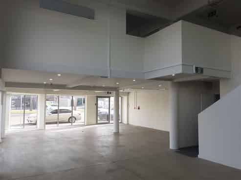 Retail Warehouse /Office for Lease