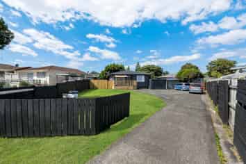1/12 Naomi Place, Manurewa