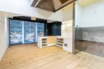 Ready to Go! - Ex Bakery