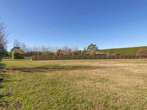 12 Churchlea Place, Darfield