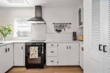 2/14A Fifth Avenue, Avenues