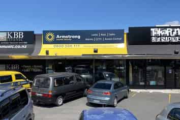 Takapuna retail in a fantastic location