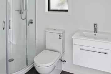 99A Ferguson Street, West End