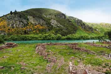 579 Rongahere Road, Beaumont, Lawrence