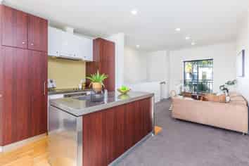 28/26 Mary Street, Mount Eden