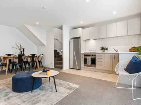 8/6 Fleet Street, Eden Terrace