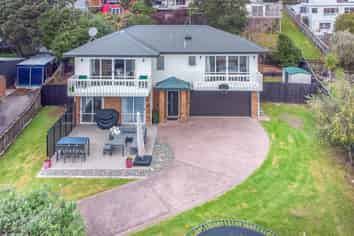 7 Pacific Parade, Army Bay