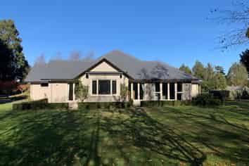 29 Faith Place, West Melton