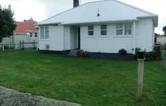 16 Goldsmith Crescent, Levin