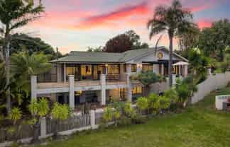 90 Picasso Drive, West Harbour