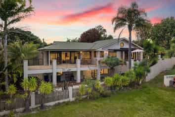 90 Picasso Drive, West Harbour