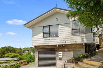 2/15 Flavia Close, Torbay