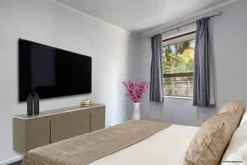 2/15 Flavia Close, Torbay