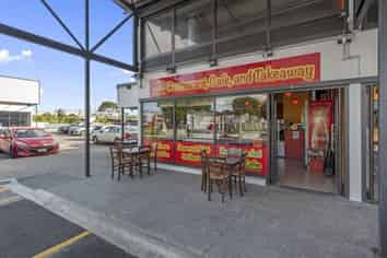 BRAND NEW UNIT WITH 10 YEAR LEASE