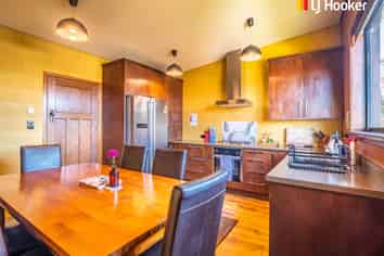 71 Carroll Street, Dunedin Central