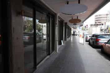 Hidden Newmarket Gem with Carparks!