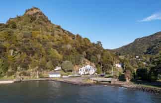 6 Whatipu Road, Huia