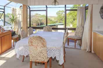 24 Anarahi Place, Mangere Bridge