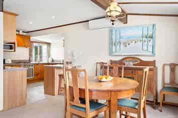 121 Roseberry Avenue, Birkenhead