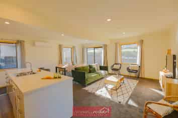 386 South Road, Caversham