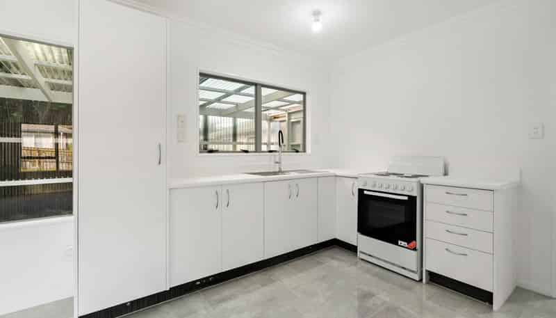 11 Lori Place, Massey