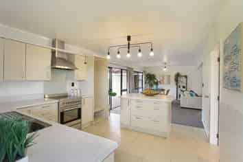 2 Millen Place, Clarks Beach