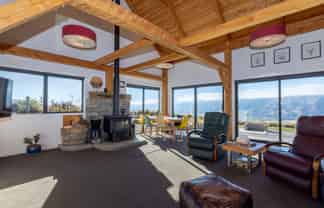 48 Wailana Heights Drive, 