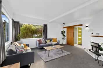 36 Akatea Road, Korokoro