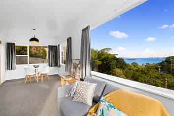 36 Akatea Road, Korokoro