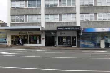 Office Room Devon Centre For Lease