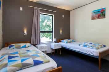 Accommodation business - must sell!