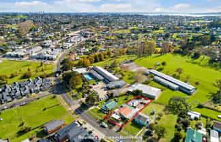 99 Leybourne Circle, Glen Innes