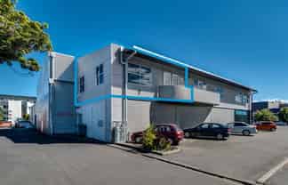 Brand New Retrofitted Office in CBD Fringe