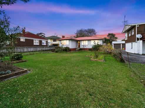 17 Kuaka Place, New Lynn