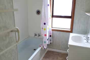 74 Russell Street, Westport