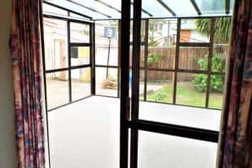 74 Russell Street, Westport