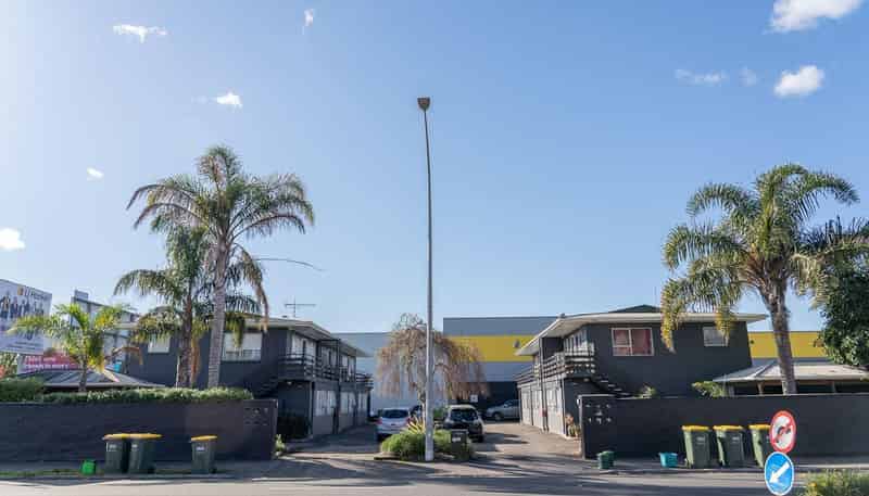 20 and 22 Willoughby Street, Whitiora