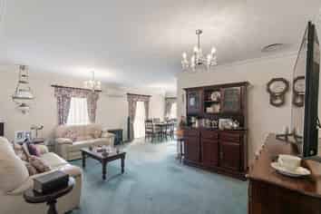 5 Galloway Crescent, Farm Cove