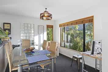 11 Evenwood Place, Waimairi Beach