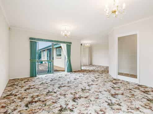 83 Buscomb Ave, Henderson