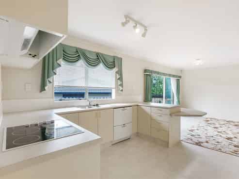 83 Buscomb Ave, Henderson