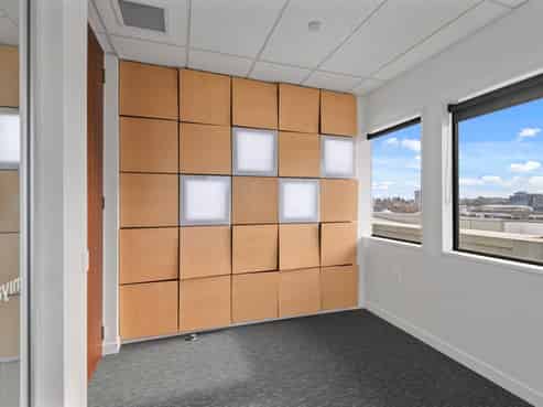 Panoramic views - executive office opportunity